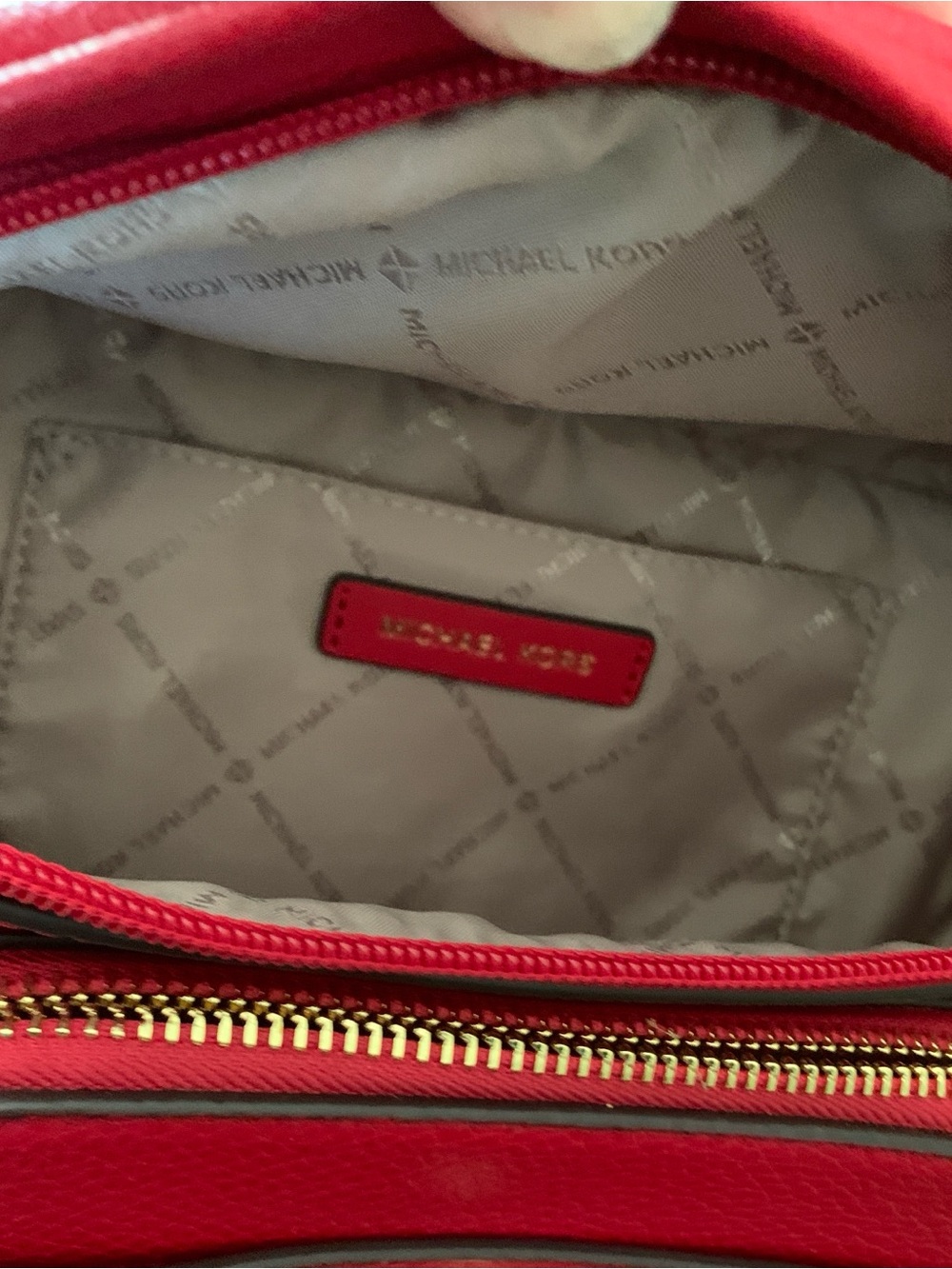 Michael Kors Red 100% Pebbled Leather Crossbody Or Belt Bag with Contrast Strap - Picture 5 of 6